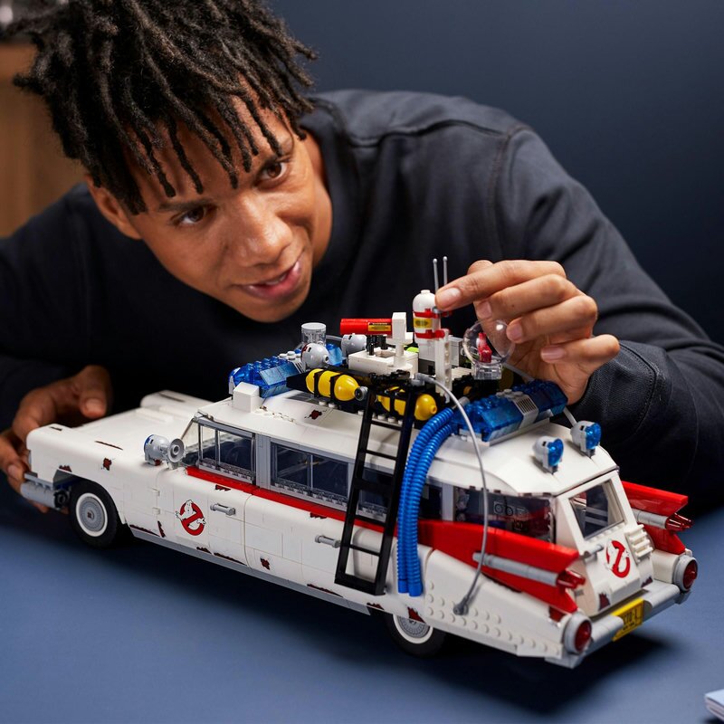 LEGO Creator Expert Ghostbusters ECTO-1