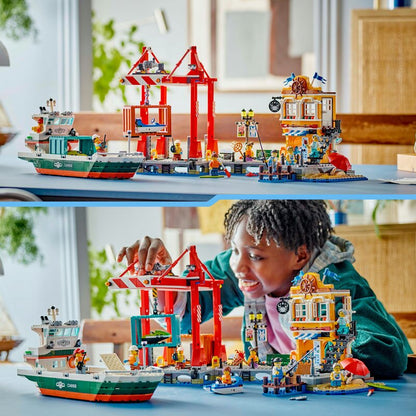 LEGO City Hafen mit Frachtschiff