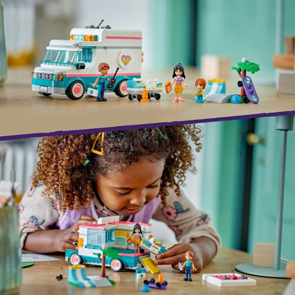 LEGO Friends Heartlake City Rettungswagen