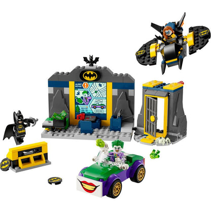 LEGO DC Bathöhle mit Batman Batgirl und Joker