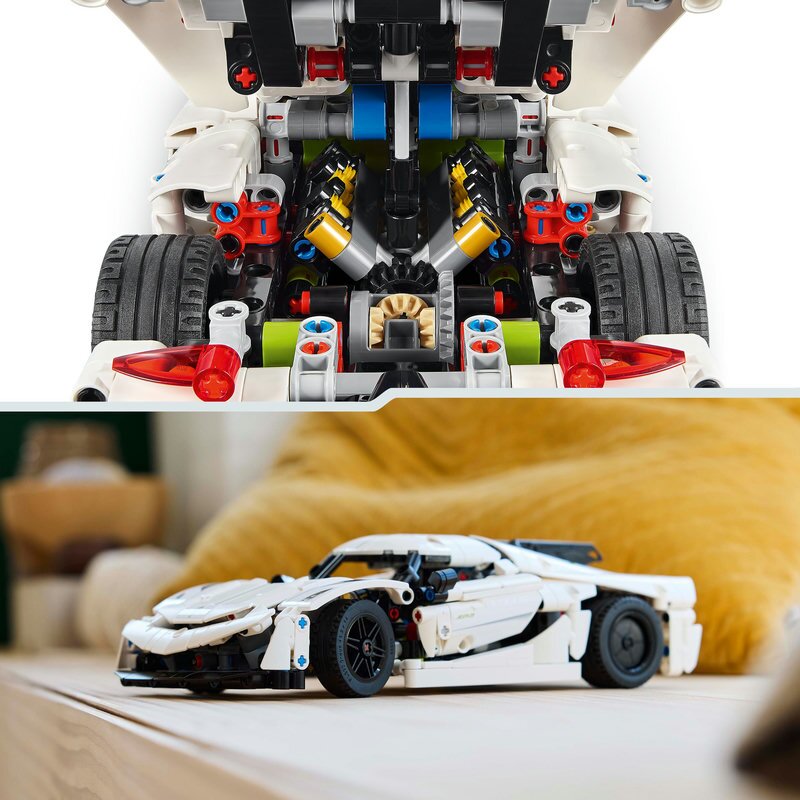 LEGO Technic Koenigsegg Jesko Absolut Supersportwagen in Weiß