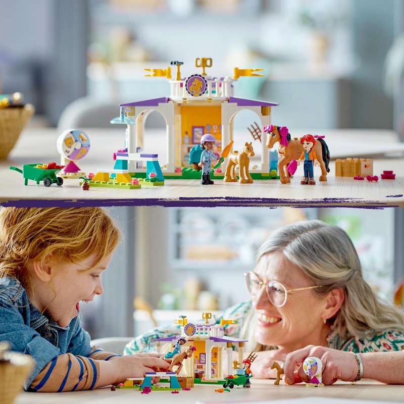 LEGO Friends Reitschule